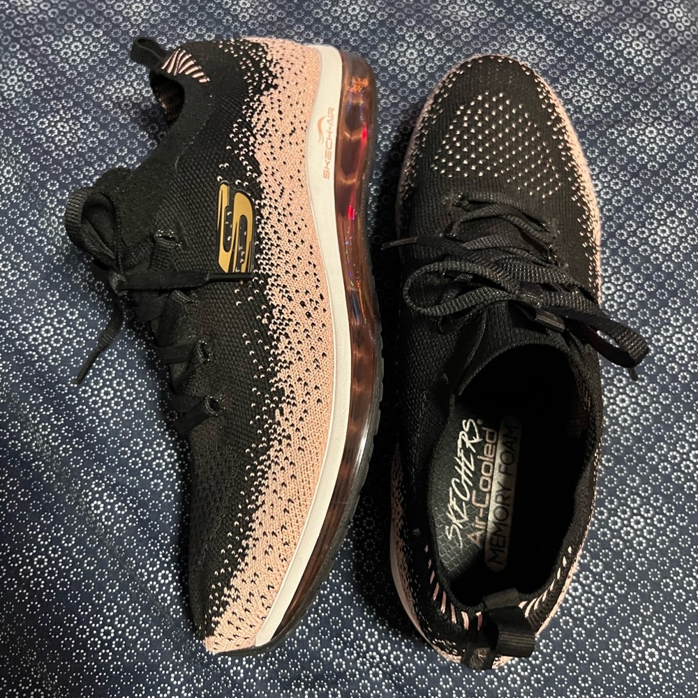 Skechers Black and Pink Air-Cushioned Sneakers